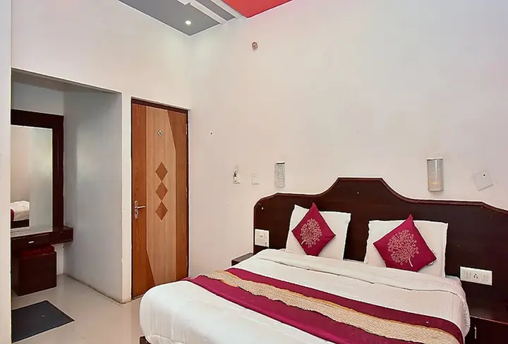 Удаипур: Hotel Deep Palace Near Bus Stand Udaipole