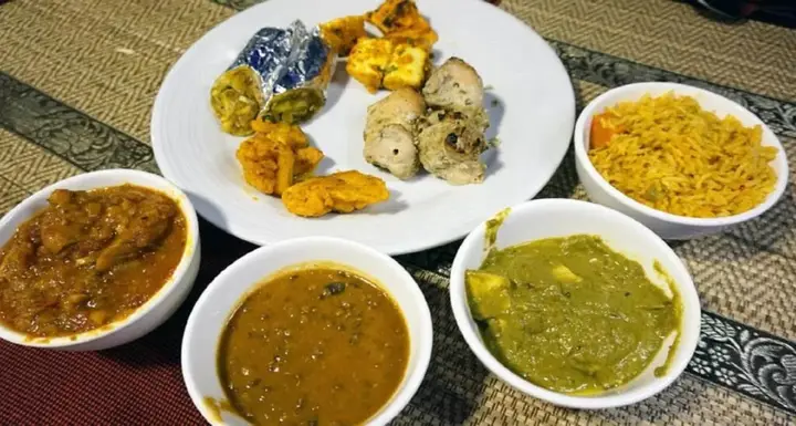 Дехрадун: Hotel Central Park Inn