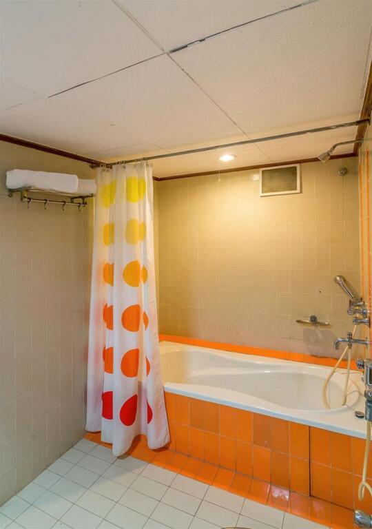 Мумбаи: Zo Rooms Juhu Tara Road