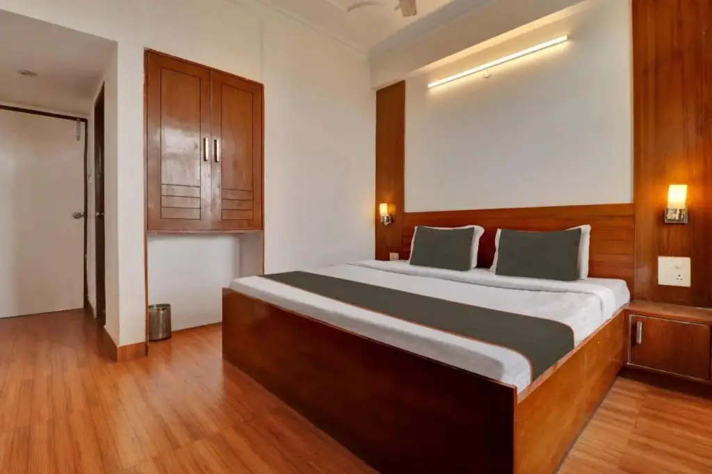 Дехрадун: Hotel Kailash Residency