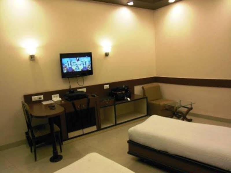 Хубли: OYO Rooms Vidya Nagar