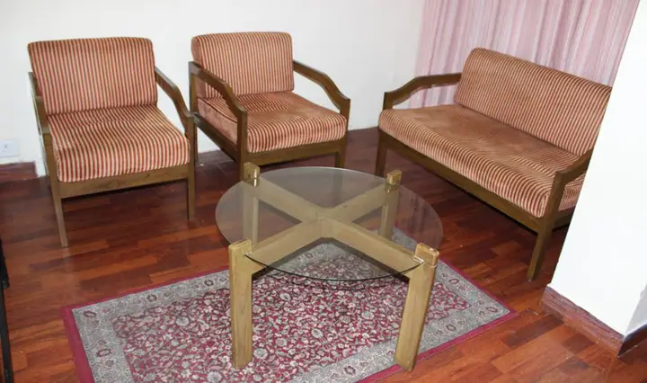 Чандигарх: OYO Premium Sector 26 Madhya Marg