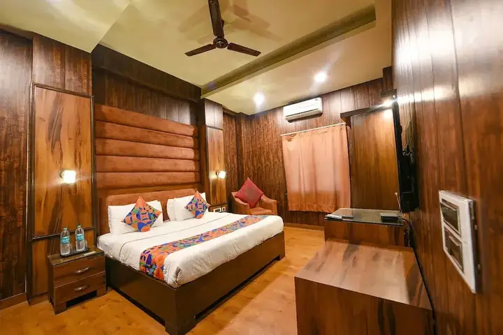 Нью-Дели: Fabhotel Bharat Continental