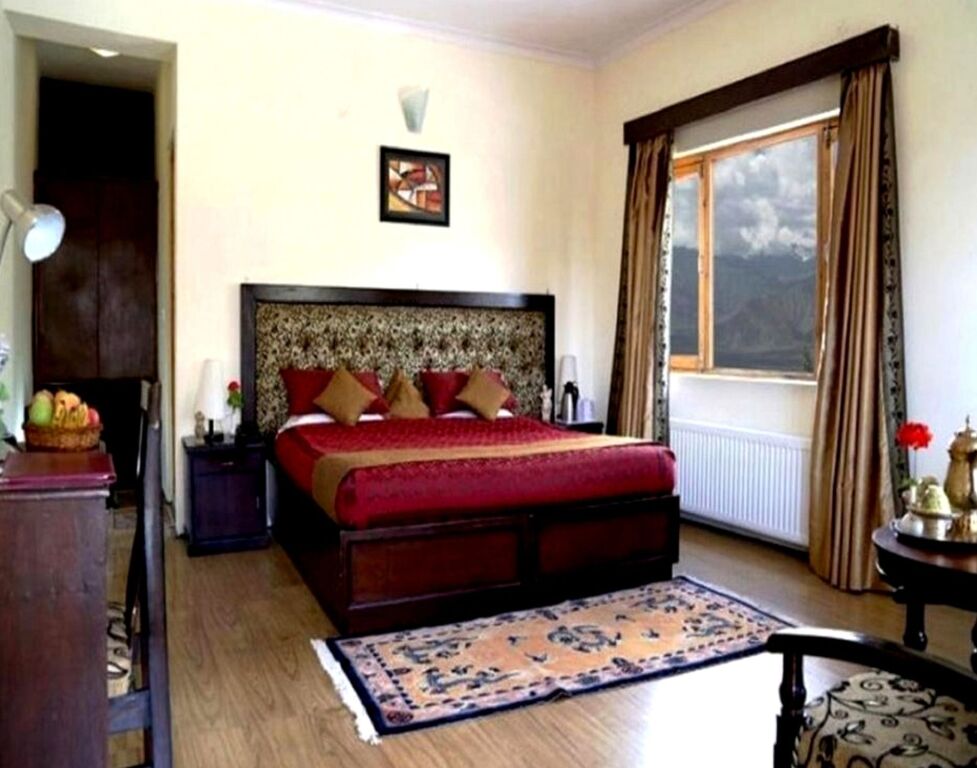 TIH Hotel Royal Palace — фото 1