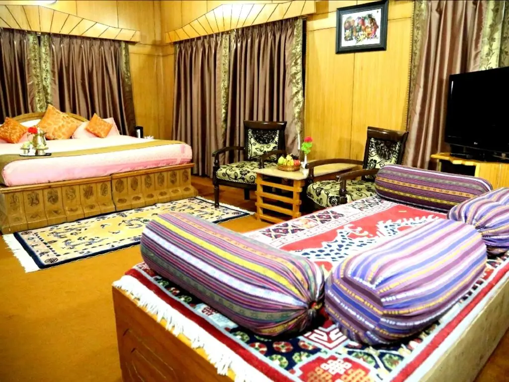 Лех: TIH Hotel Royal Palace