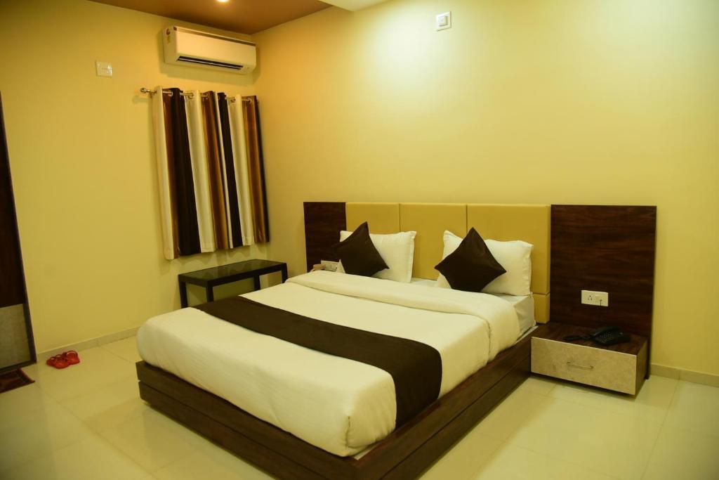 Гора Абу: Hotel  Savera Palace