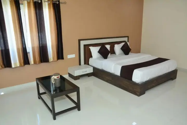 Гора Абу: Hotel Savera Palace