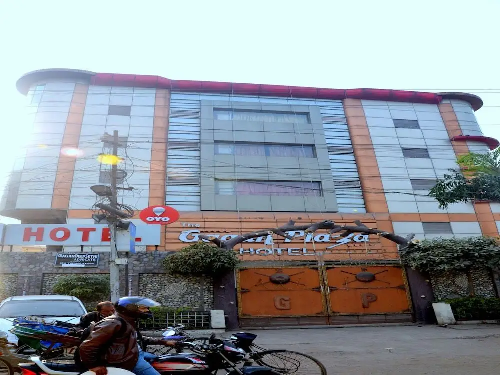 Канпур: OYO 1526 Gagan Plaza Hotel