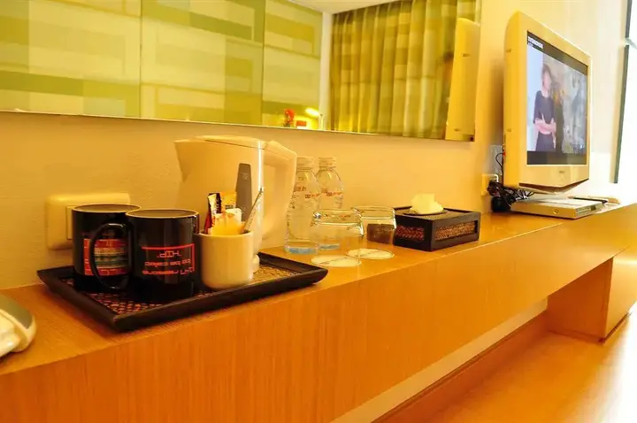 Ченнаи: Kings service apartment
