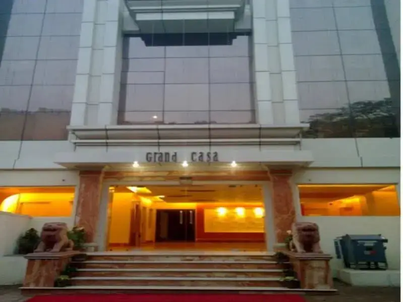 Агра: Hotel Kumar Grand Casa