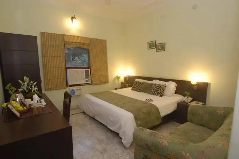 Бадди: Siswan Jungle Lodge