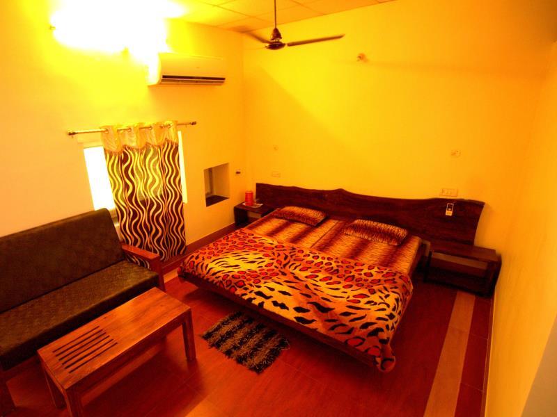 Баихар: Motel Chandan