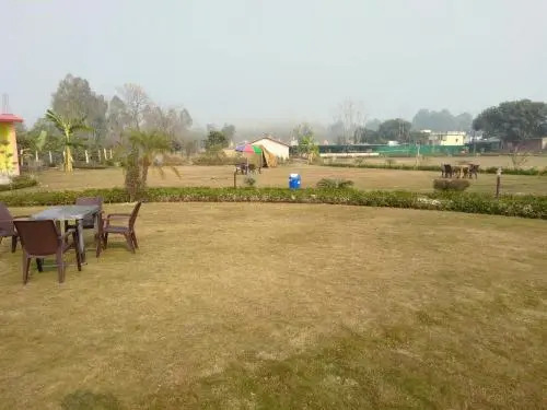 Наинитал: Corbett Sunrise Resort