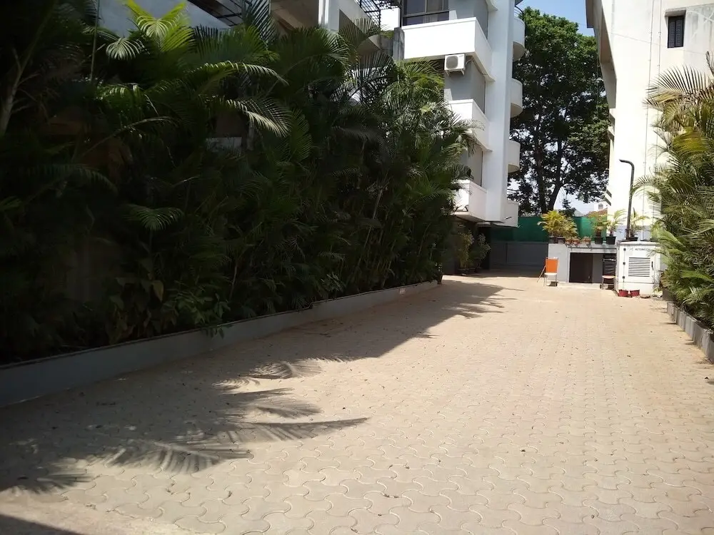 Radhika Inn (All Suite Hotel) — фото 1