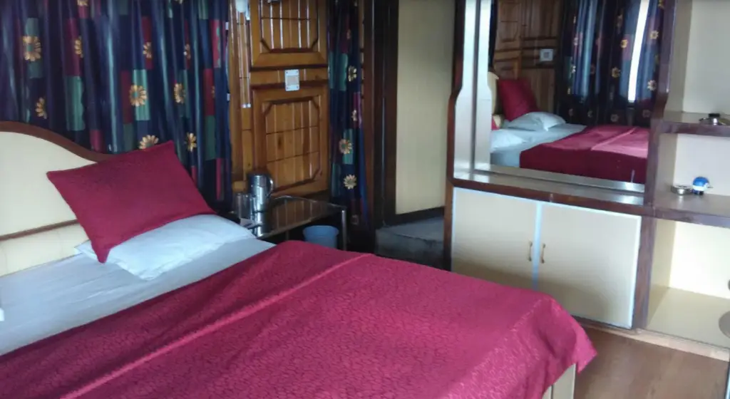 Наинитал: Hotel Maharaja
