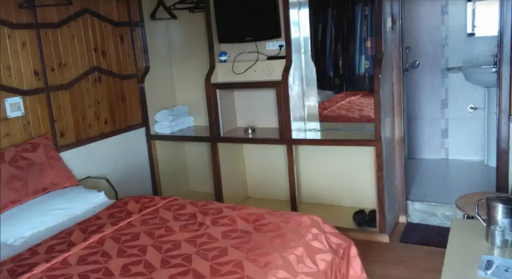 Наинитал: Hotel Maharaja