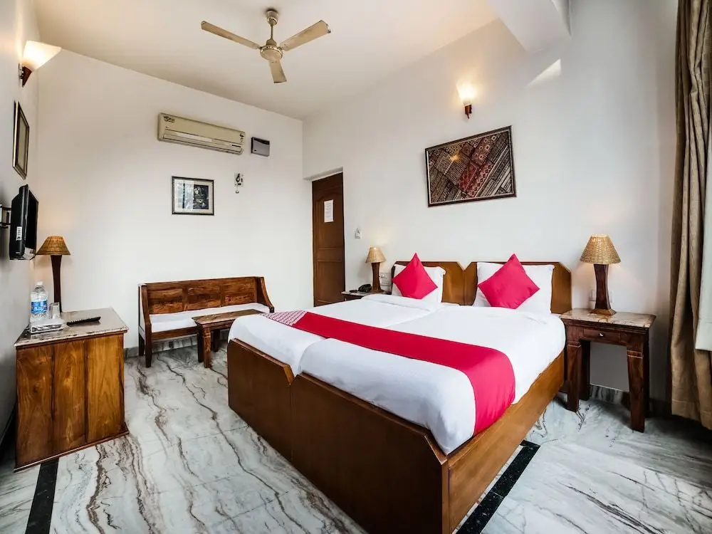 Hotel Luna Rosa By Oyo Rooms — фото 1