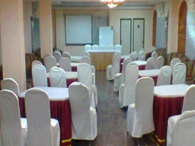 Колката: Kamala Inn