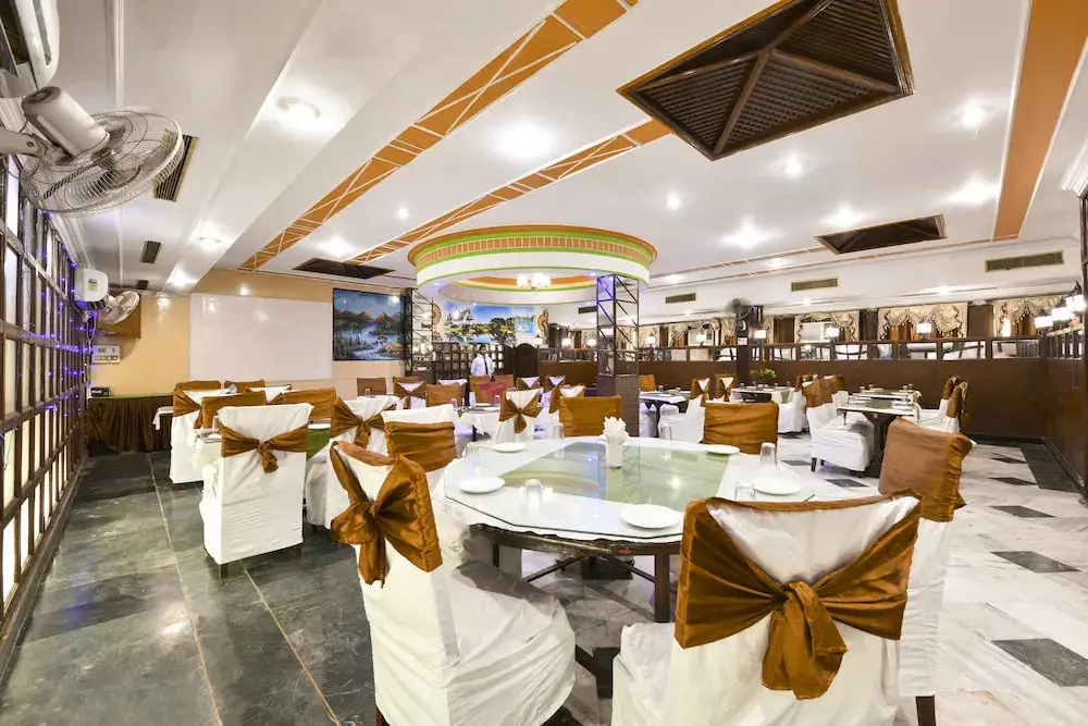 Агра: Hotel Neelkanth