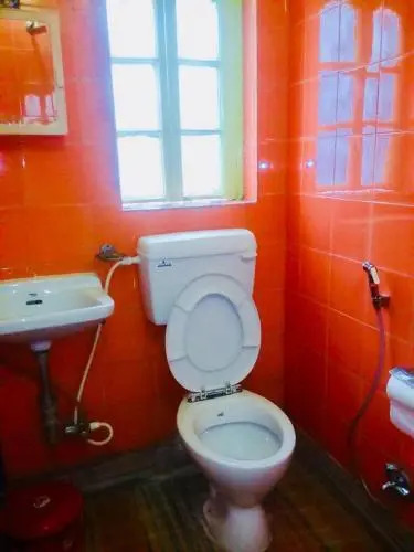 Колката: Raj Guest House