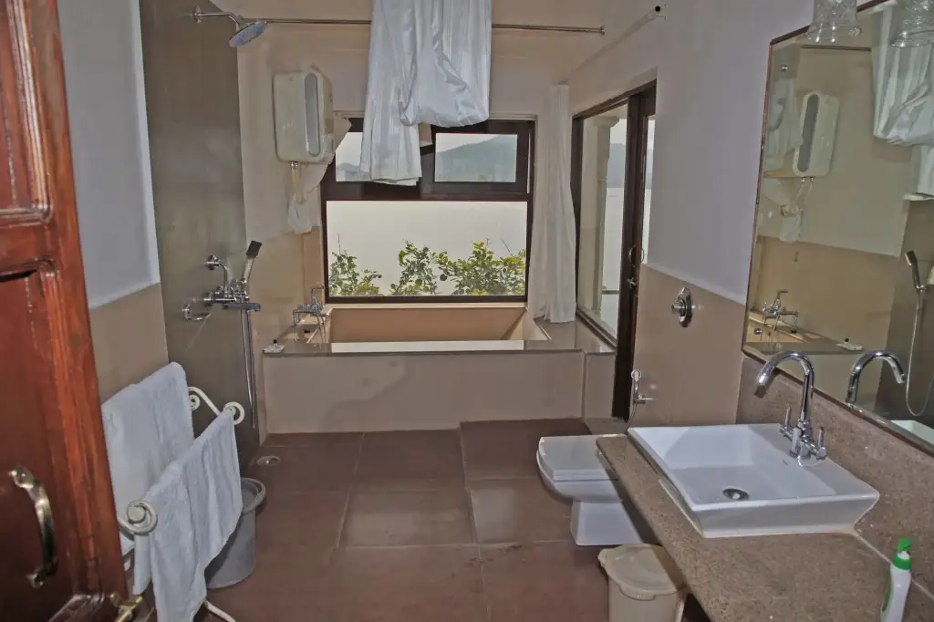 Удаипур: The Jhadol Safari Resort
