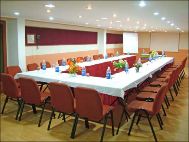 Hotel Sahaj Palace Pvt Ltd — фото 1