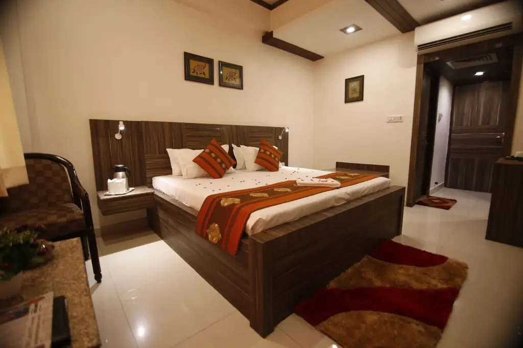 Матхура: Hotel Sheetal Regency