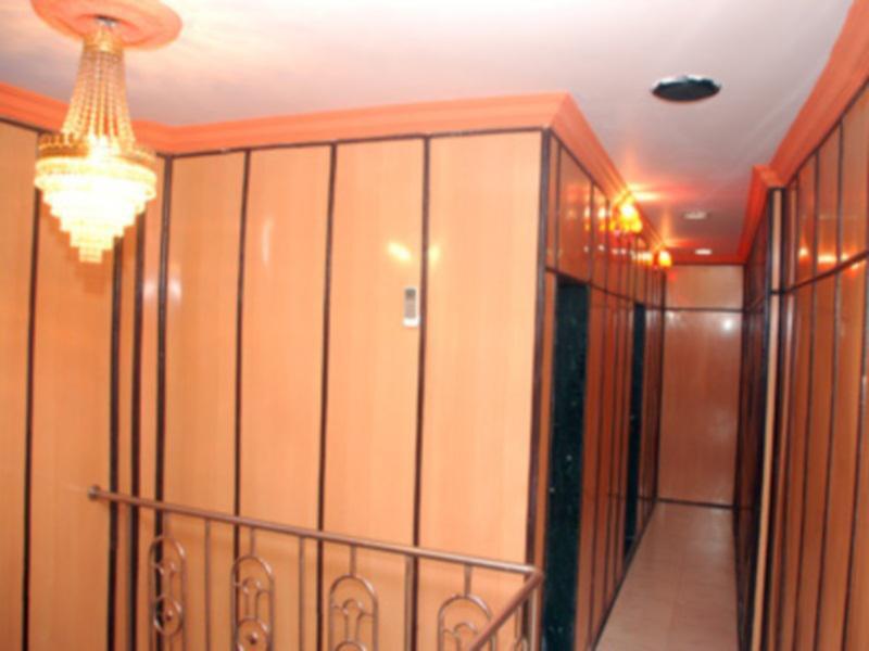 Мумбаи: Hotel Adiba Residency