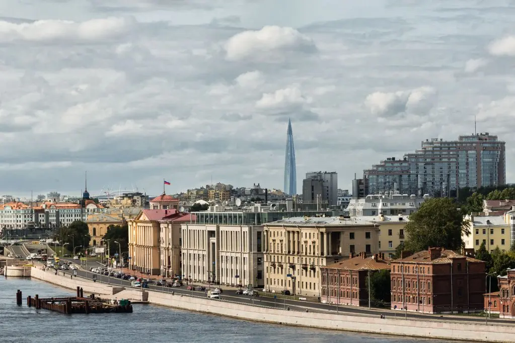 Санкт-Петербург: Апартаменты в центре с видом на Неву