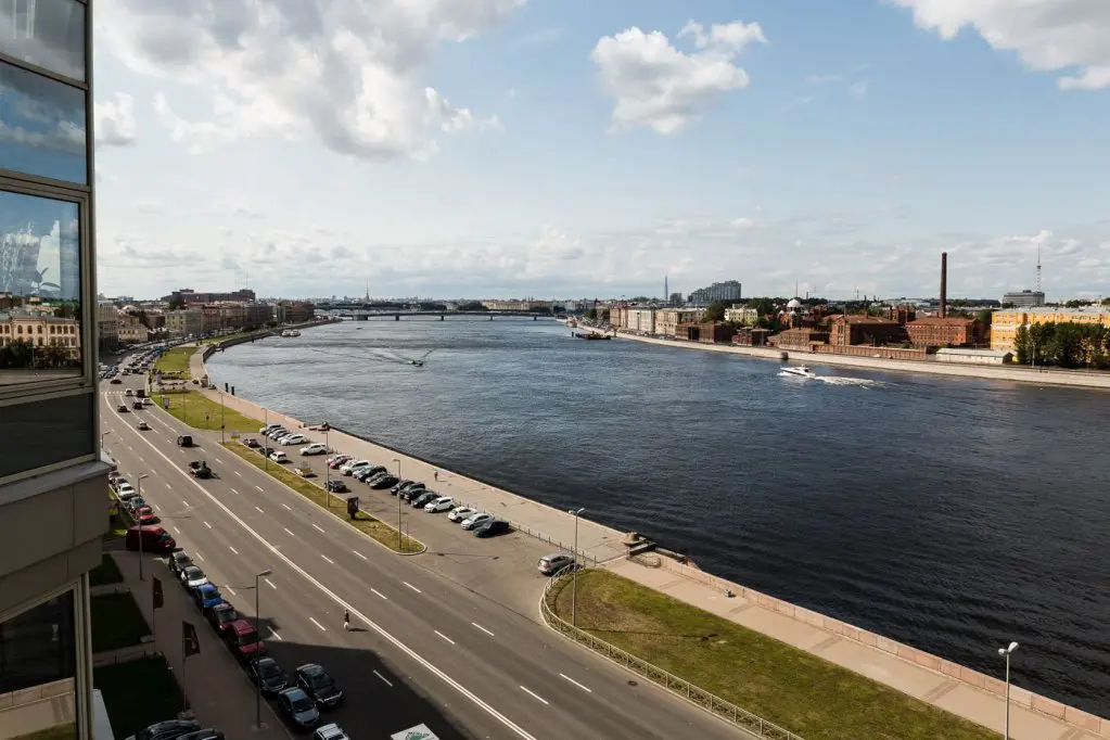 Санкт-Петербург: Апартаменты в центре с видом на Неву