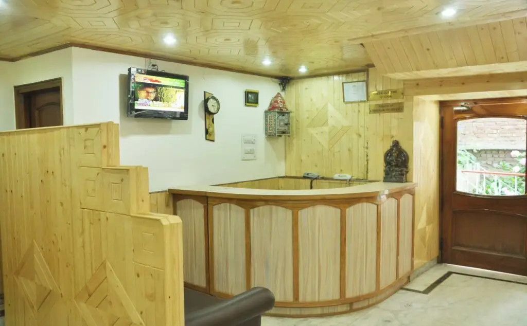 Шимла: 10692 Hotel Shubham