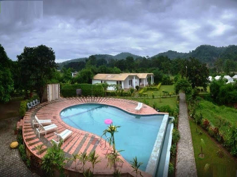 Наинитал: Corbett Wood Resort