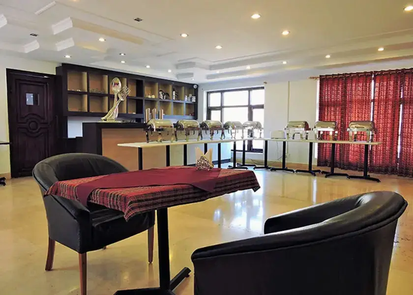 Наинитал: Hotel Travellers Paradise Naukuchiatal