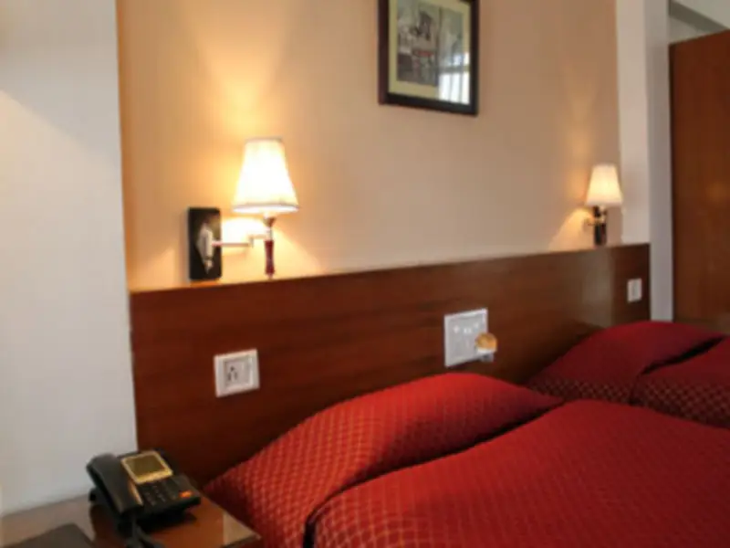 Багдогра: Marina's Motel