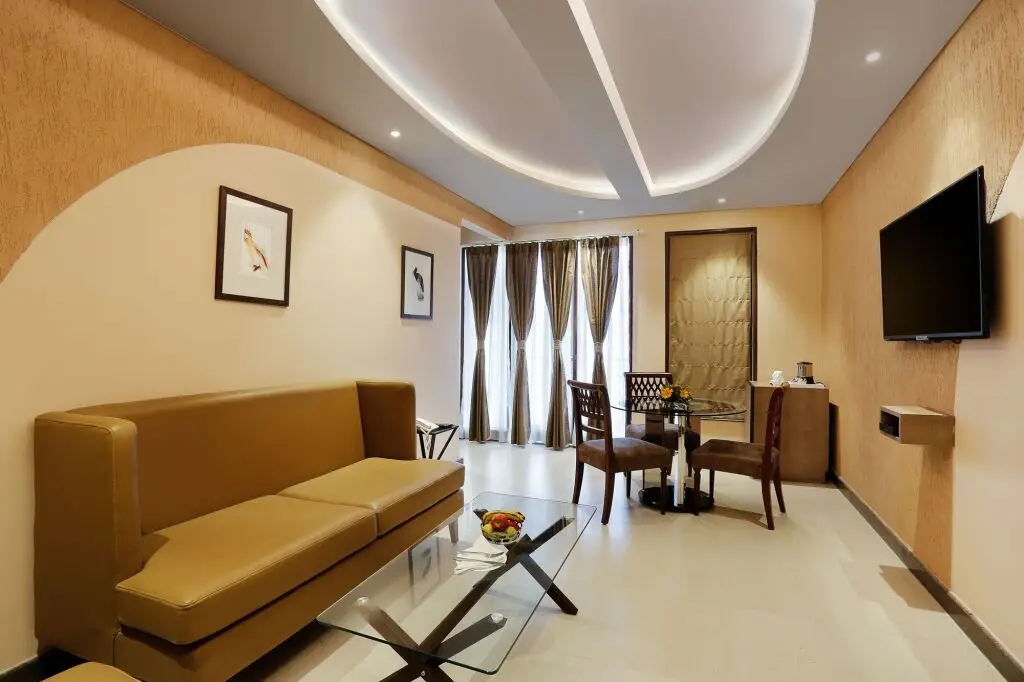 Барейлли: The Manor Bareilly Hotel