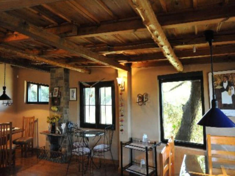 Наинитал: Bob's Place