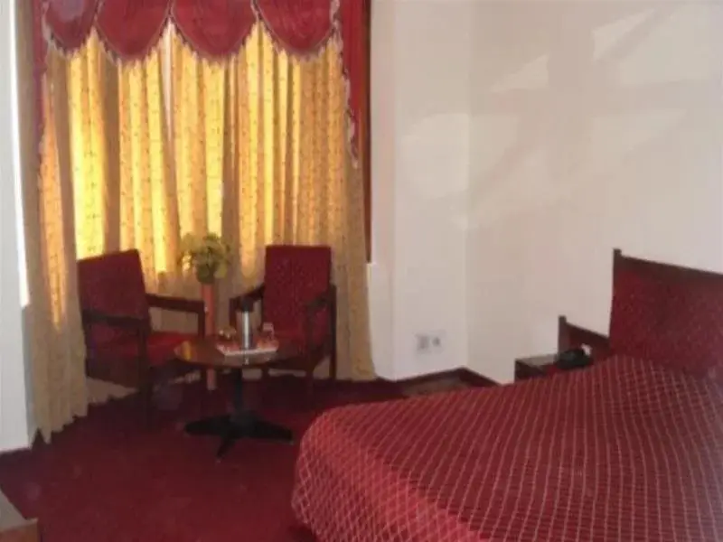 Агра: Hotel Basera
