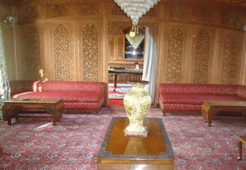 Шринагар: Marco Polo Houseboats