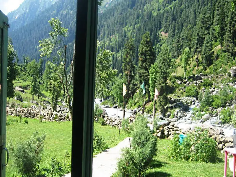 Пахалгам: River Front Hotel