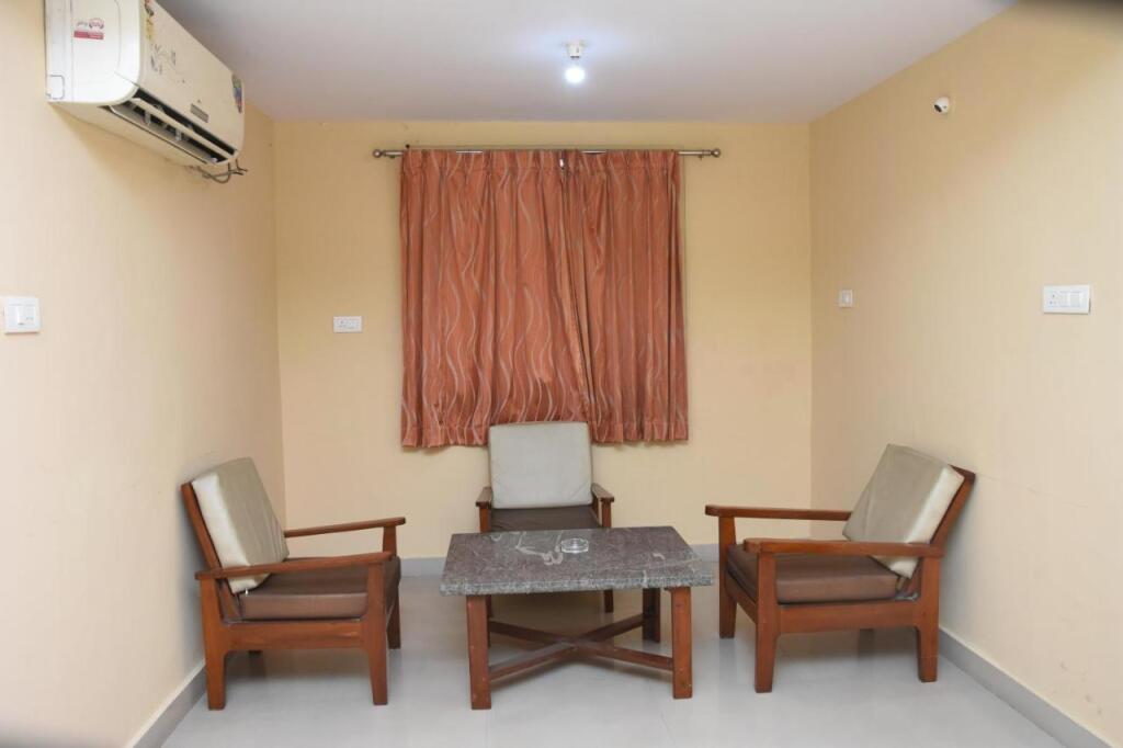 Бангалор: Hotel Surya Residency Majestic