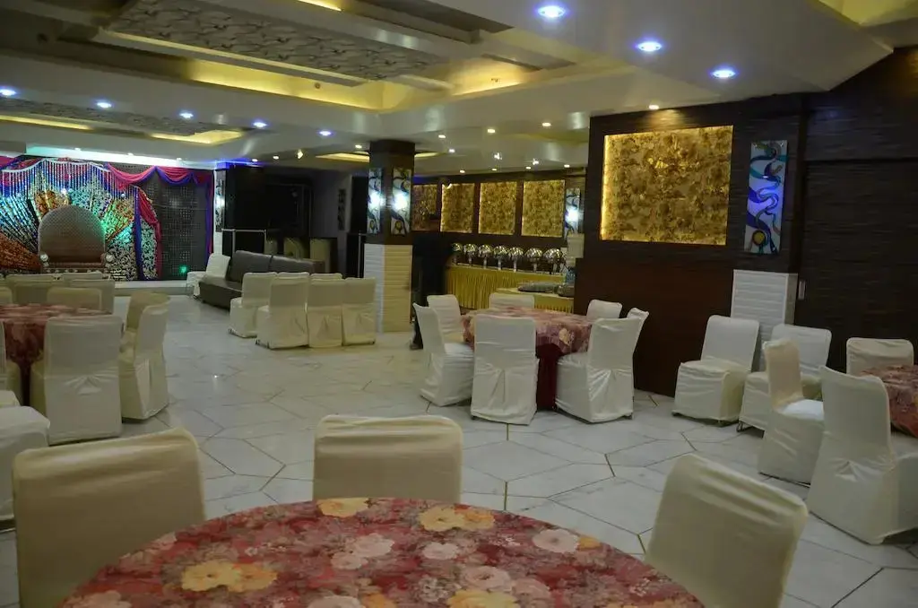 Нью-Дели: Hotel Swathi