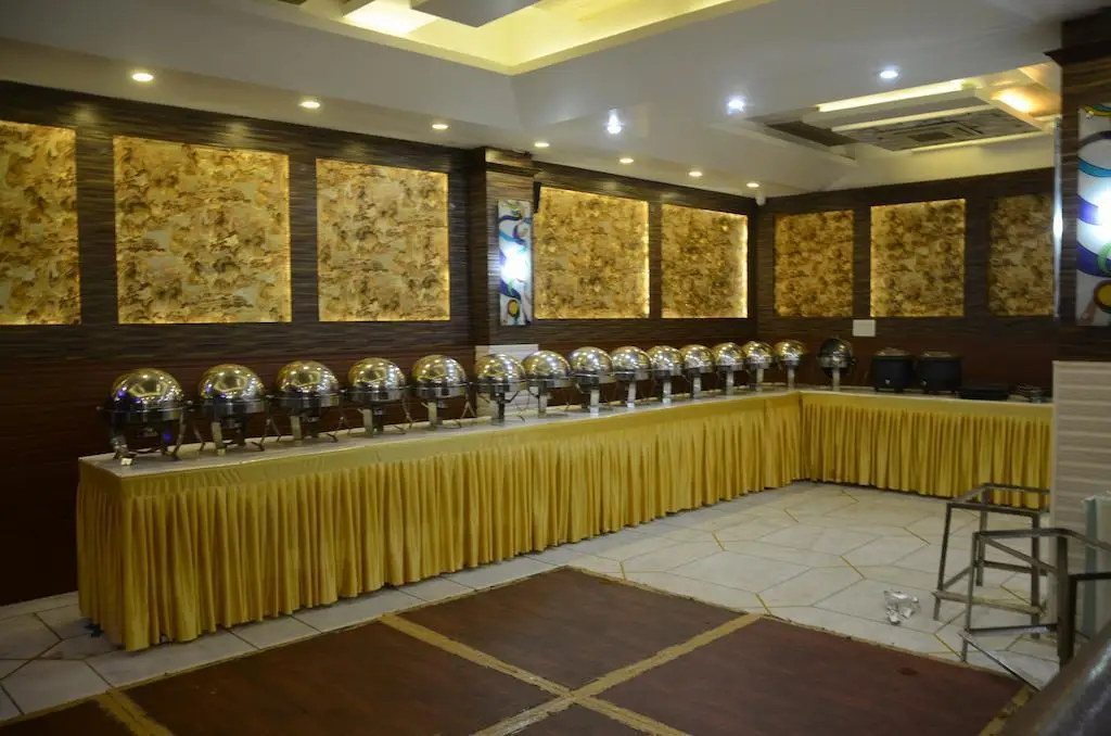 Нью-Дели: Hotel Swathi