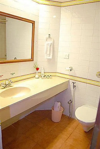 Соманур: Hotel Sathyam Grand Coimbatore