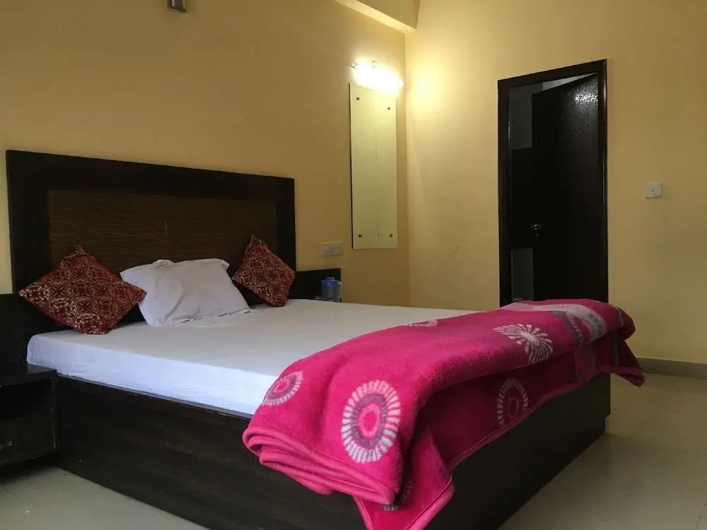 Катра: Jai Ma Inn Hotel