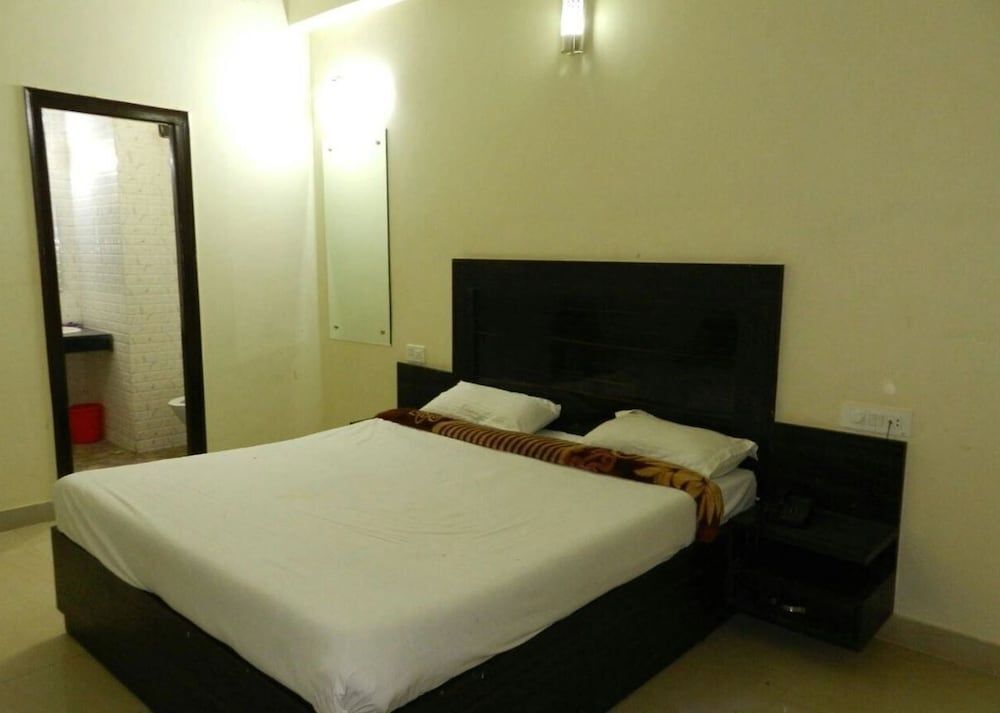 Катра: Jai Ma Inn Hotel