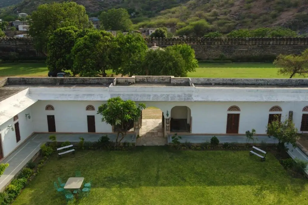 Кота: Hotel Khatana Palace