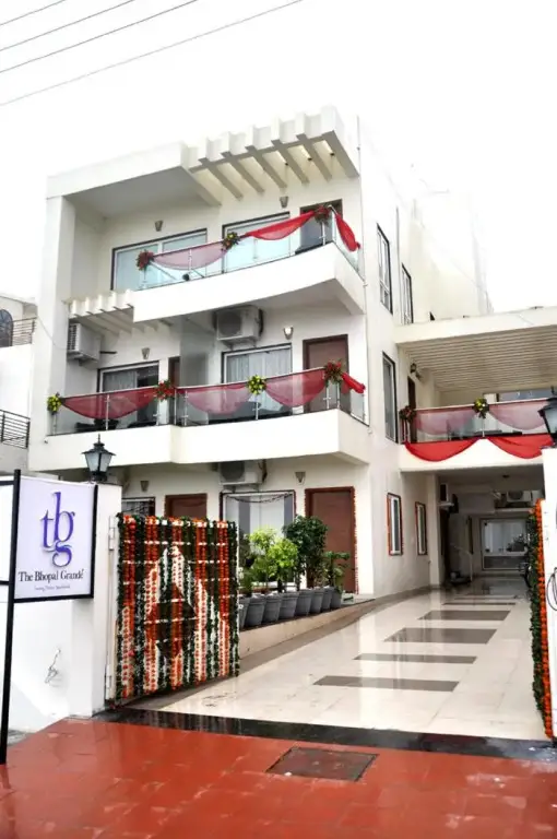 Бхопал: The Bhopal Grande Apartment