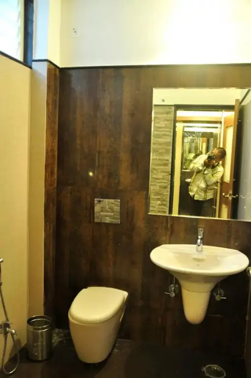 Бхопал: The Bhopal Grande Apartment