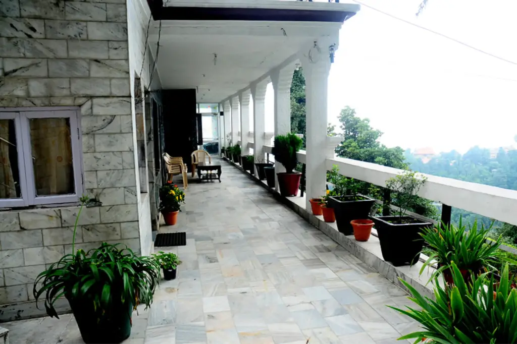 Чамба: Dalhousie Palace