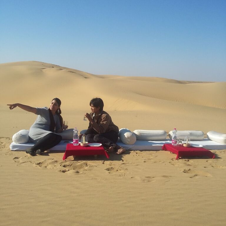 Каной: The Chirag Desert Camp Sam Sand Dunes